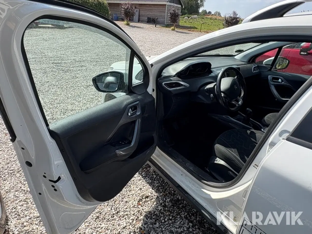Billede 8 - Bil Peugeot 2008 1.6 Blue HDI