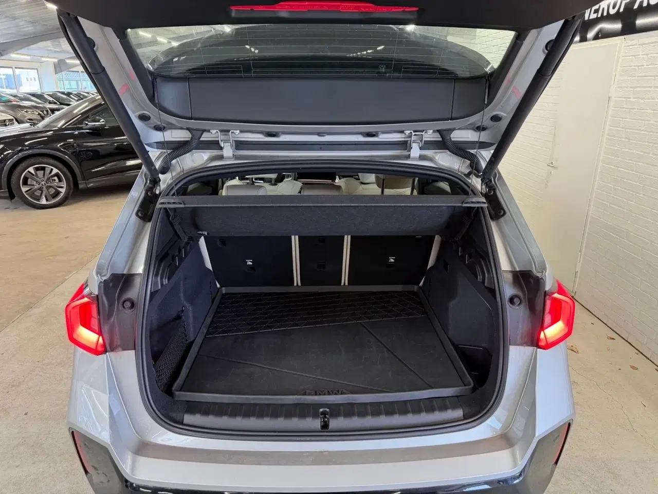 Billede 4 - BMW iX1 xDrive30 EL M-Sport 4x4 313HK 5d Aut.