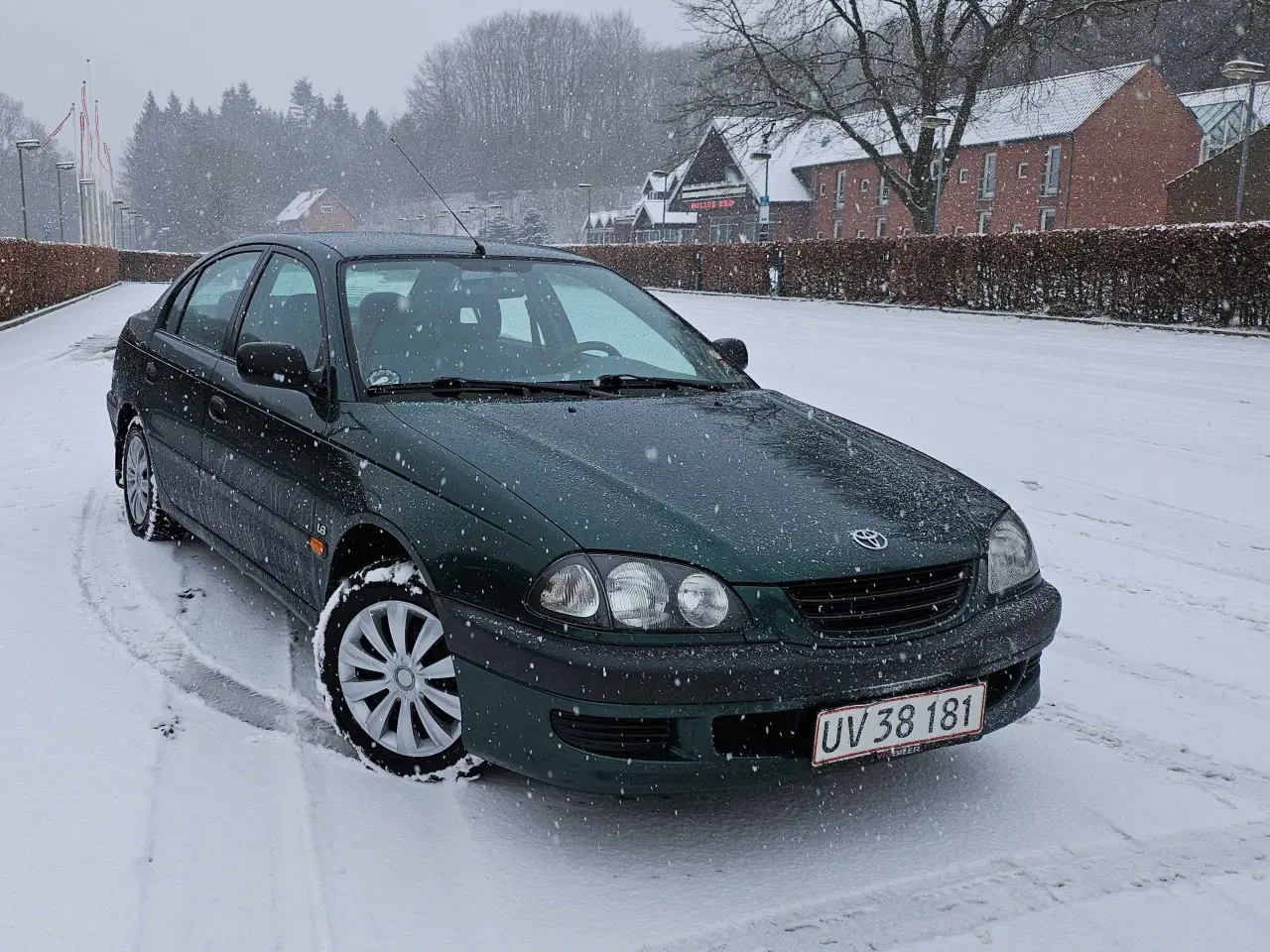 Billede 1 - Velholdt Toyota Avensis
