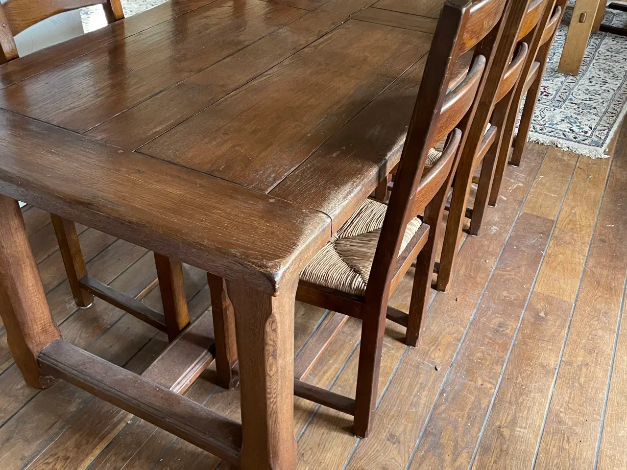 Billede 2 - Spisebord med 10 stole 