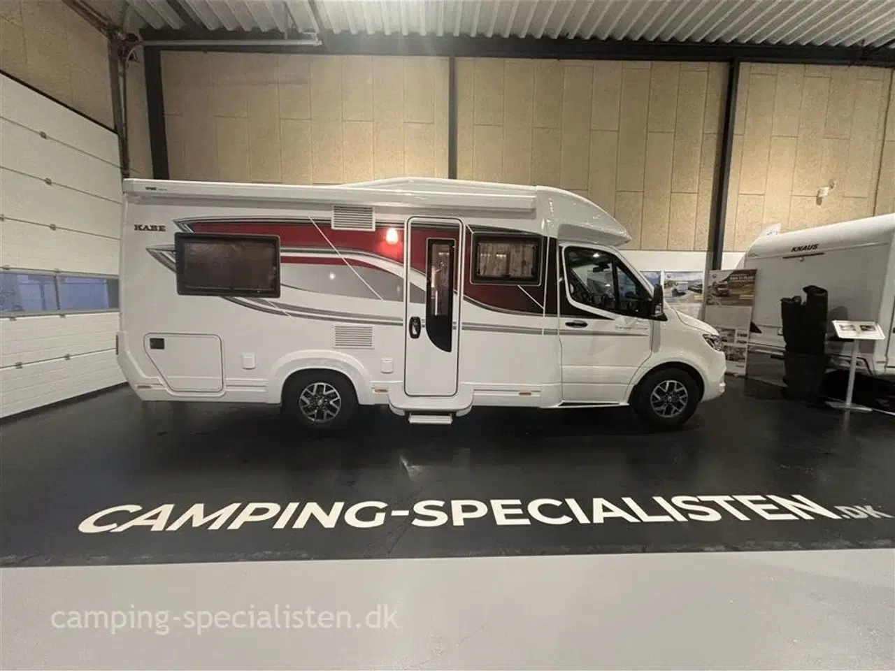 Billede 1 - 2026 - Kabe Novum C720 LXL   Kabe Novum