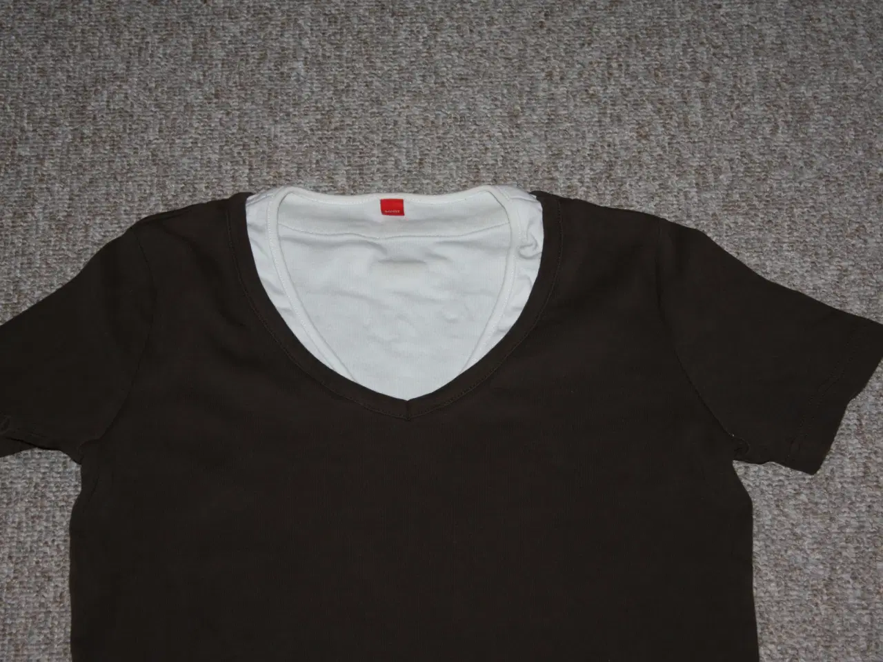 Billede 2 - T-shirt Esprit str. M