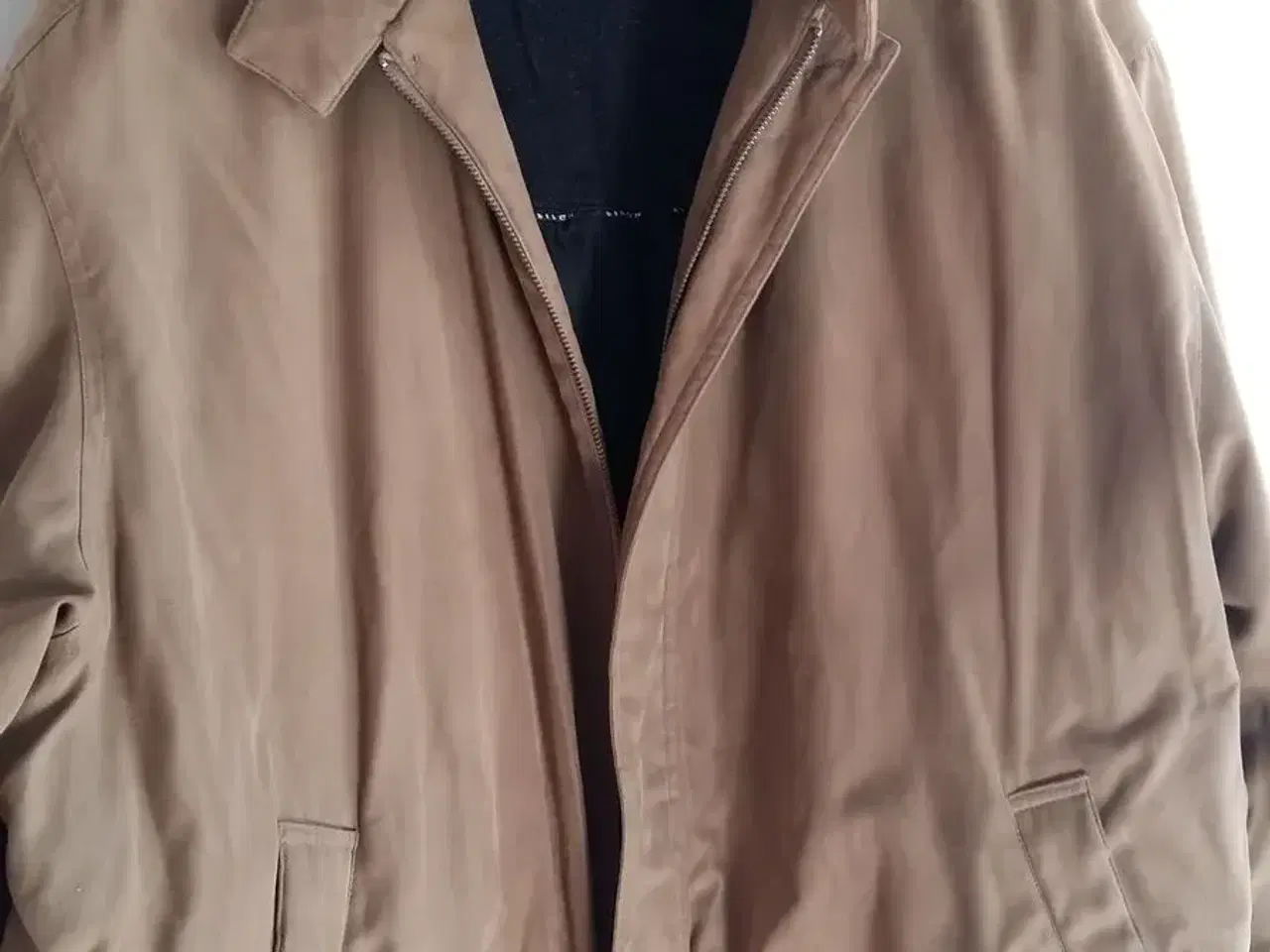 Billede 2 - Bison  /vinter jakke  + frakke