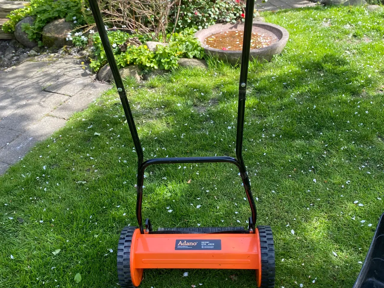Billede 1 - Plæneklipper