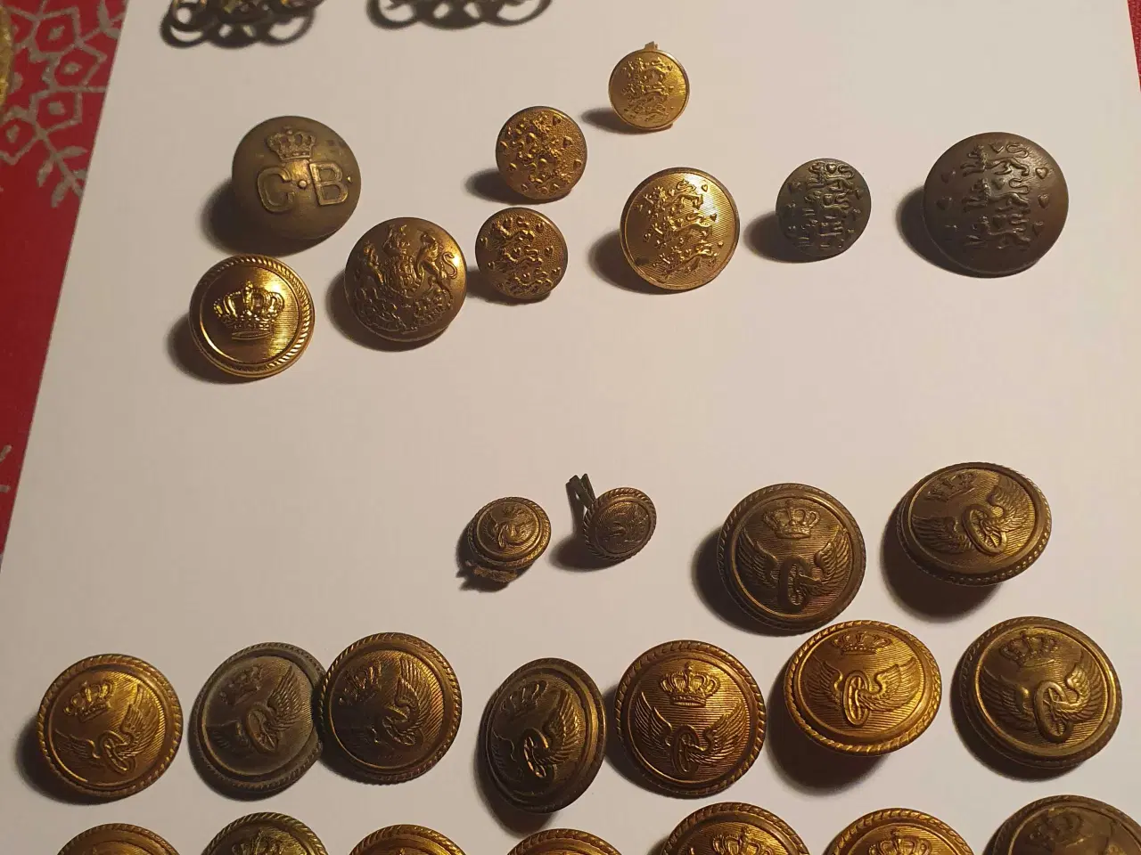 Billede 3 - Emblemer mv