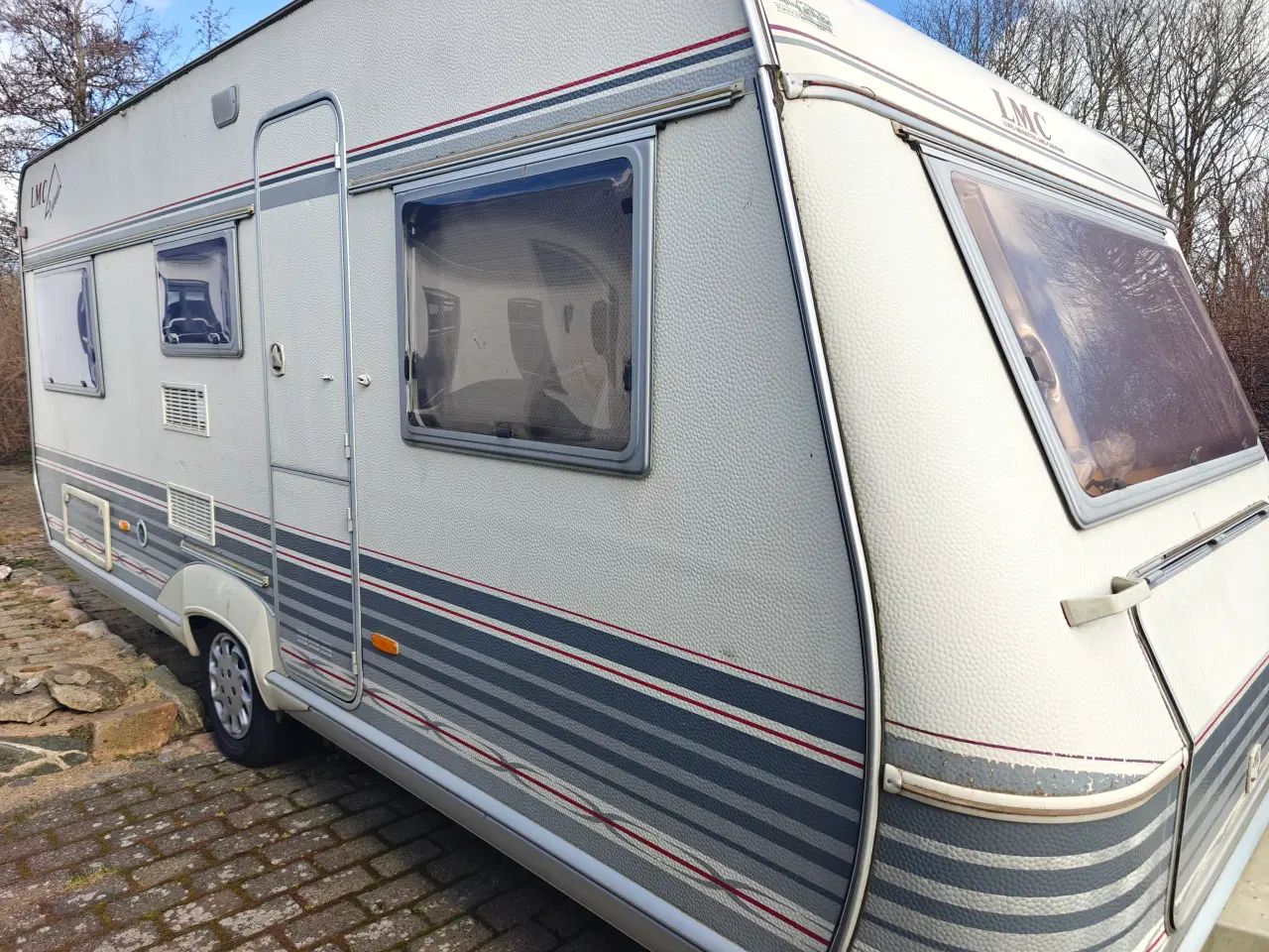 Billede 1 - LMC Luxus 495 campingvogn med fortelt