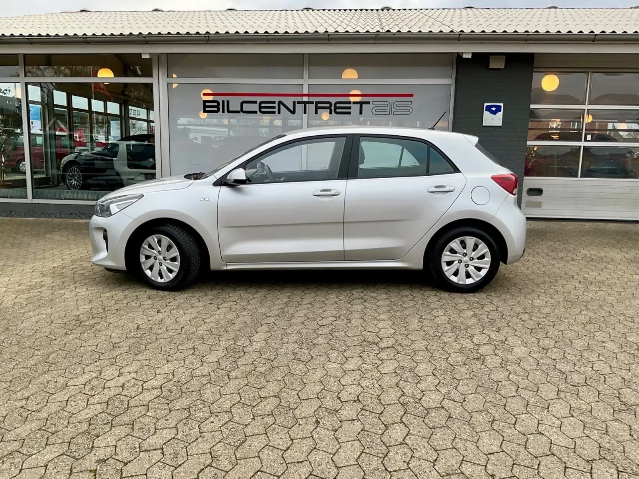 Billede 2 - Kia Rio 1,25 MPi Base Line