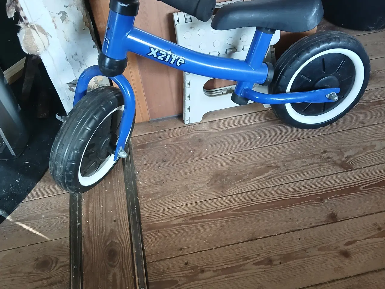 Billede 1 - Løbecykel ny