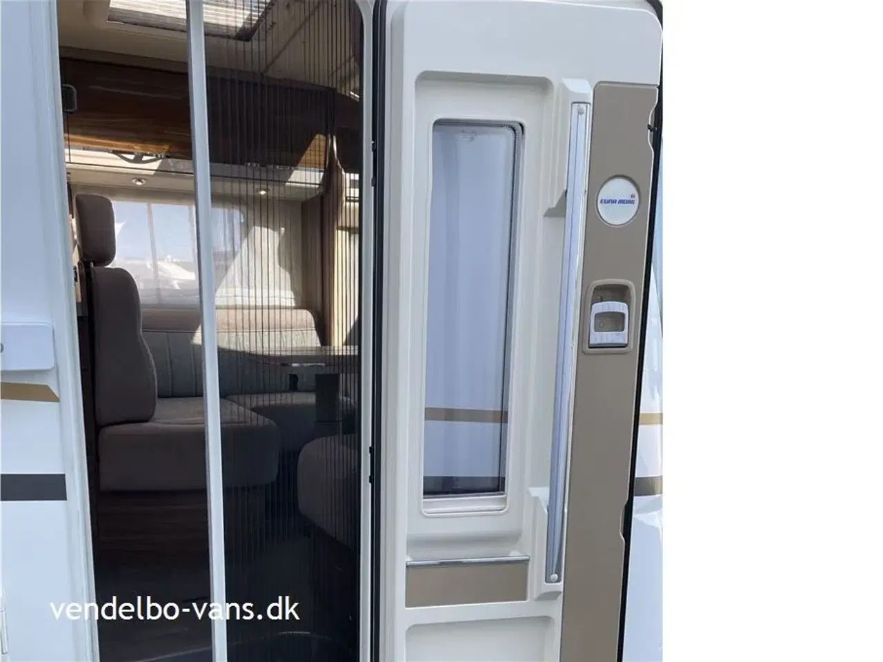 Billede 5 - 2017 - Euramobil Profila PT 695 EB   Enkeltsenge og stor garage - Automatgear - 150 HK
