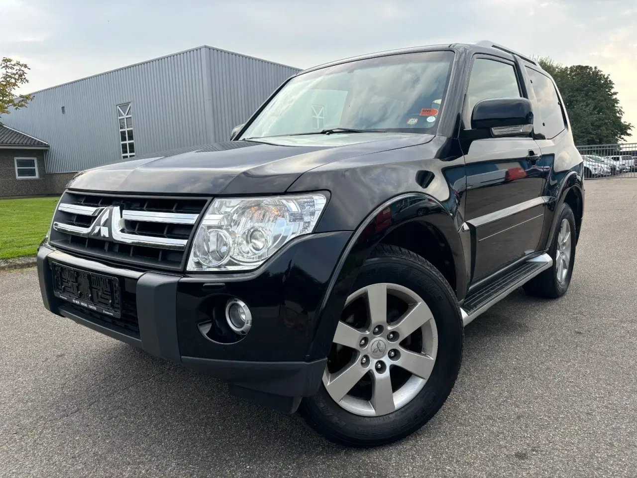 Billede 2 - Mitsubishi Pajero 3,2 DI-D Intense+ aut. Van