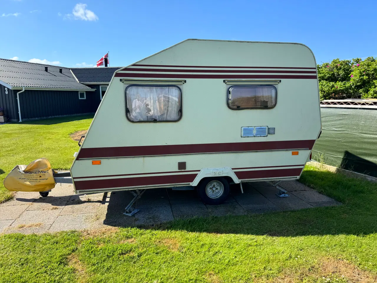 Billede 2 - SOLGT!! RC CARAVAN 320