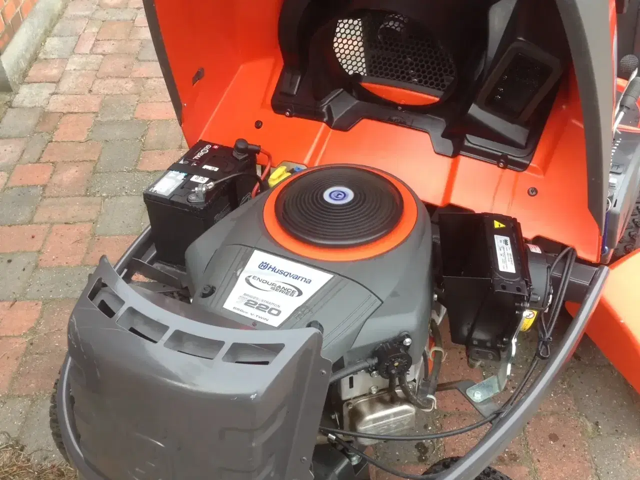 Billede 5 - Havetraktor Husqvarna R422 TS AWD / Dozerblad