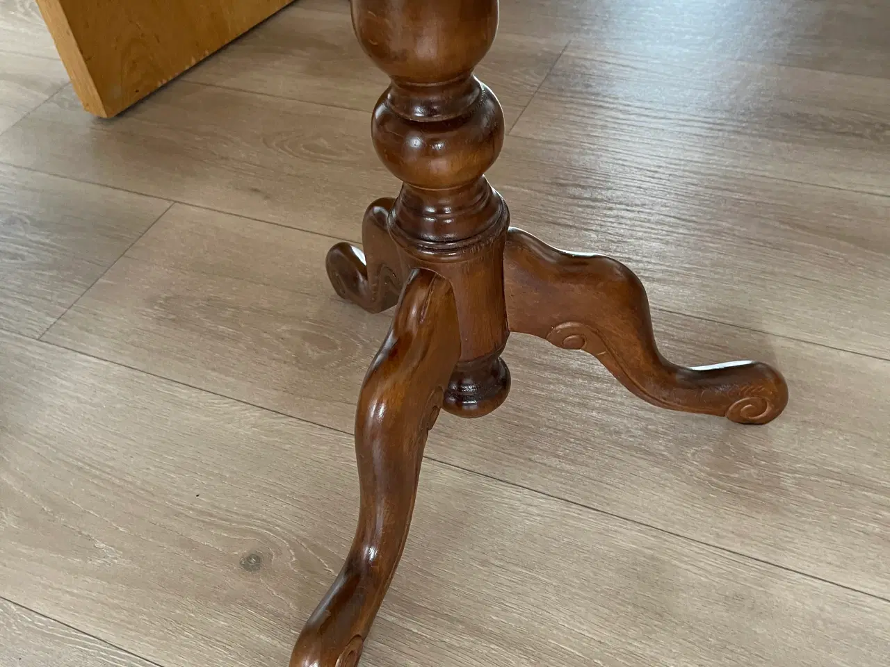 Billede 3 - Lille rundt mahogni bord