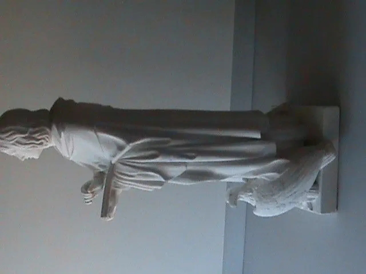 Billede 5 - Porcelæn figur Apostelen Johannes med tavle
