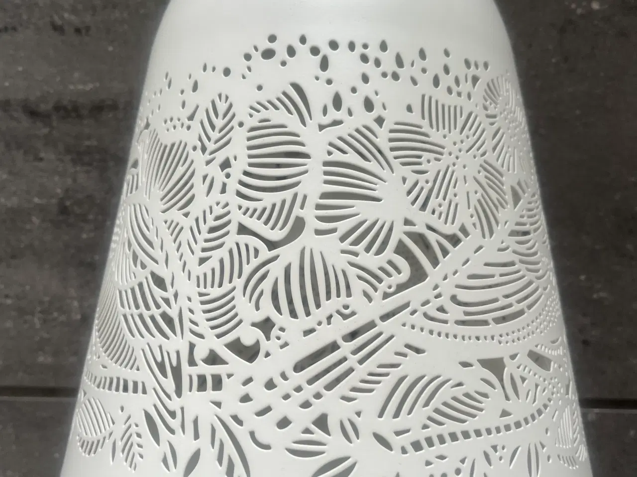 Billede 1 - Sød hvid hængelampe