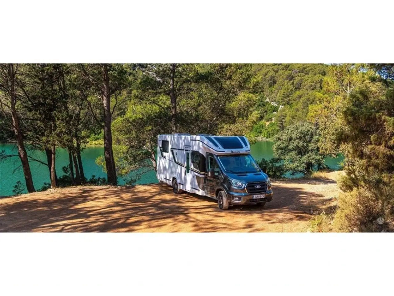 Billede 1 - 2026 - Benimar Tessoro Køjer, Dobbeltseng - Webasto varme & Kompressor køleskab