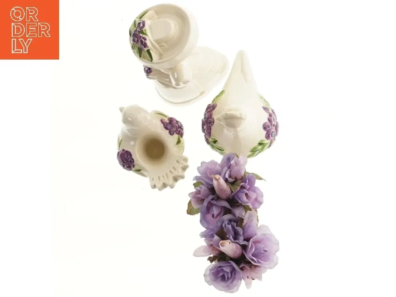 Billede 2 - Keramik dekorationssæt med lilla blomster (str. 13-28 cm)