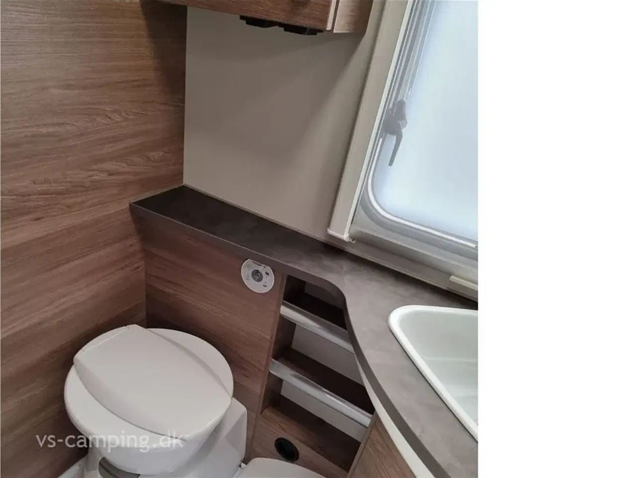 Billede 7 - 2021 - Knaus Sport 460 EU Silver Selection FLOT OG VELHOLDT CAMPINGVOGN MED ENKELTSENGE OG LAMELUDTRÆK