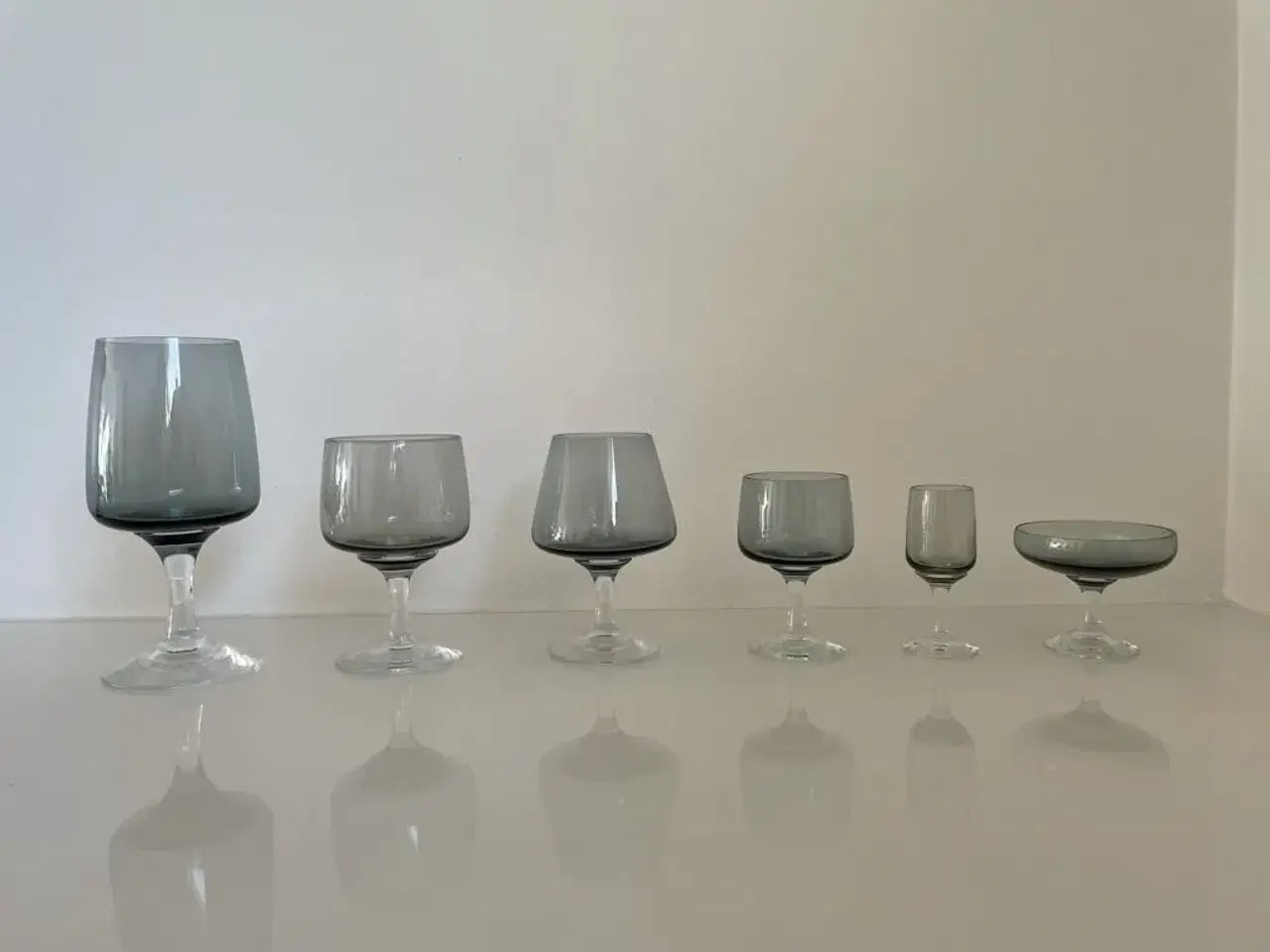 Billede 1 - 61 glas, Holmegaard, Grå Atlantic 