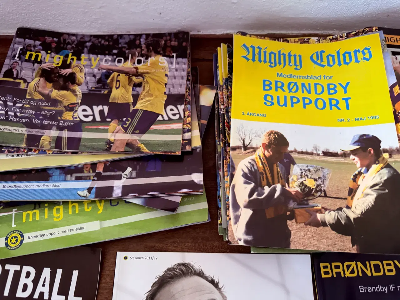 Billede 2 - Brøndby IF fanblade samling