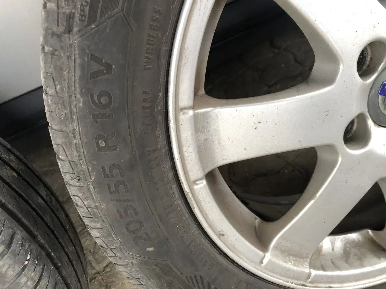 Billede 6 - 16”originale volvofælge med næsten nye dæk!!