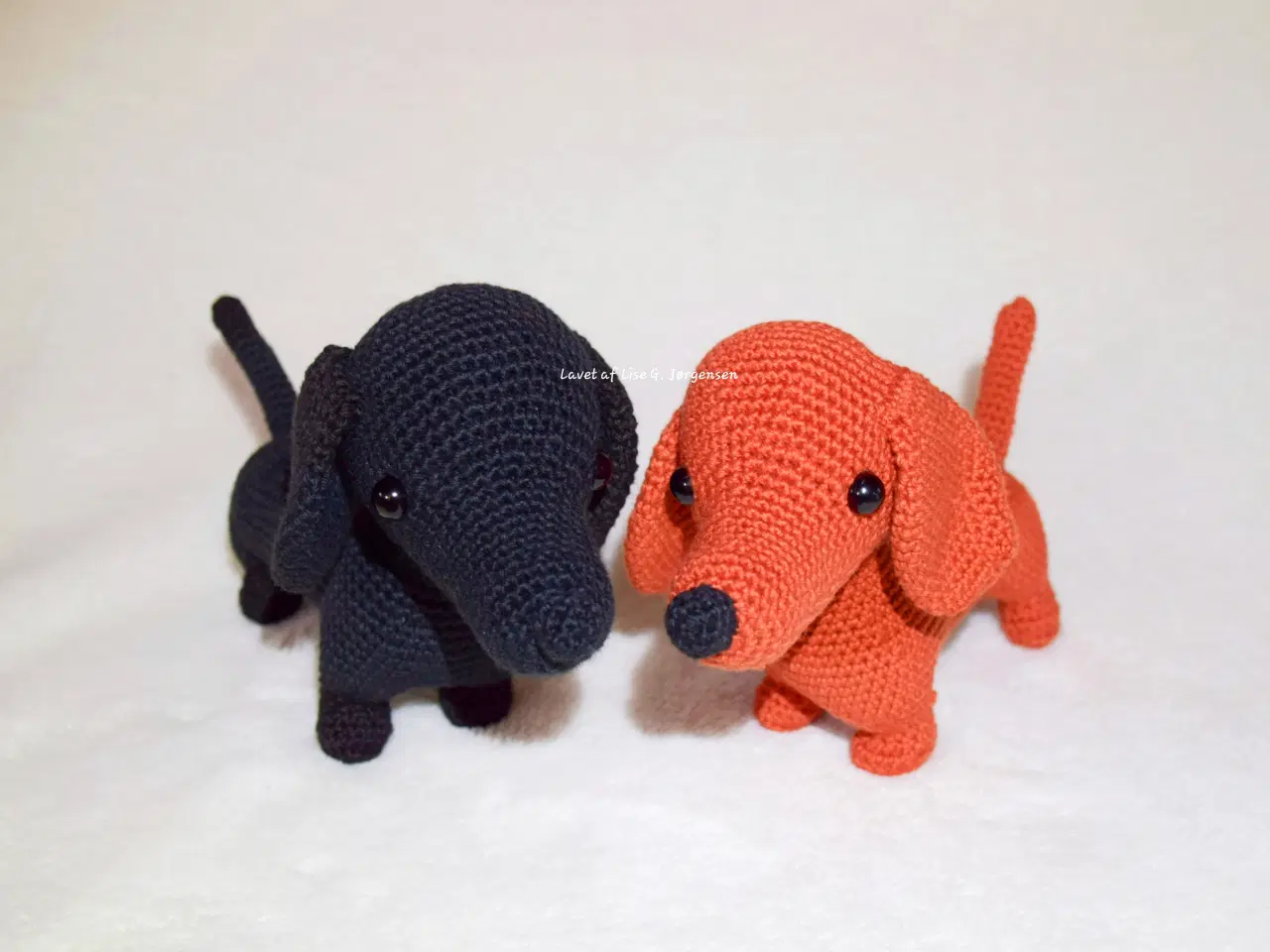 Billede 10 - Hæklede gravhunde, 20 cm