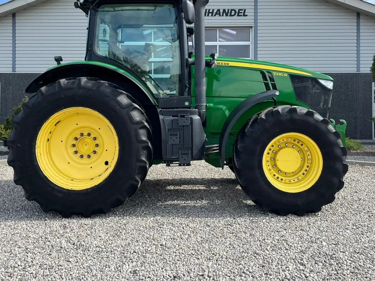 Billede 14 - John Deere 7230R Med frontlift. Stor stærk traktor til små penge