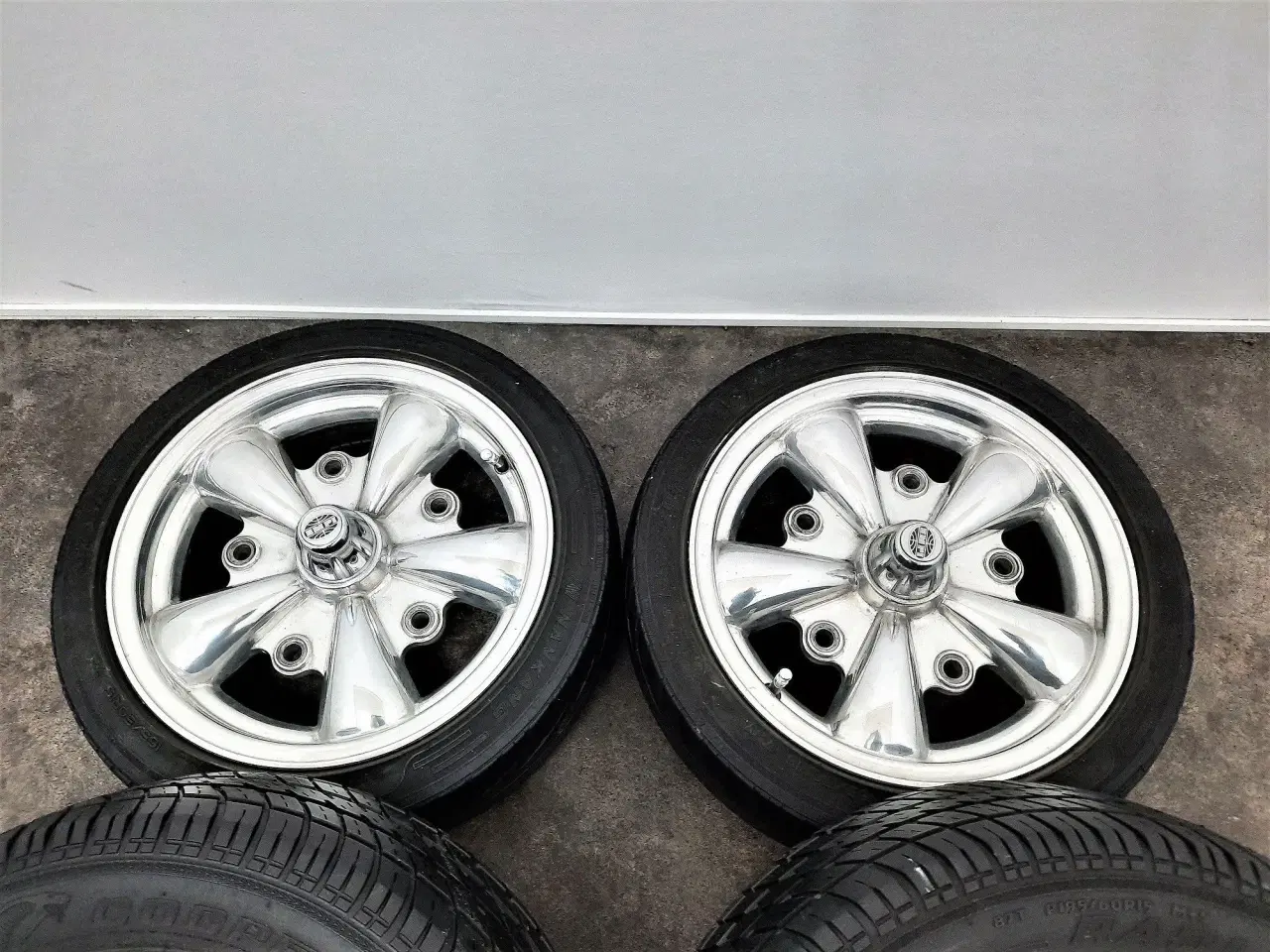Billede 4 - 5x205 15" ET20 EMPI GT-5 Polished - USA wheels