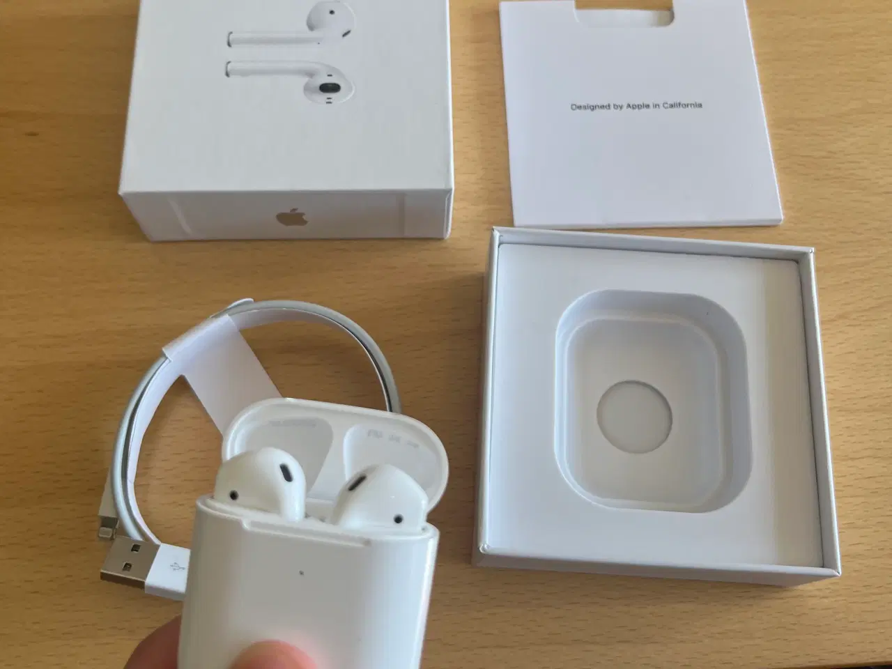 Billede 1 - AirPods 2, kun lige åbnet 