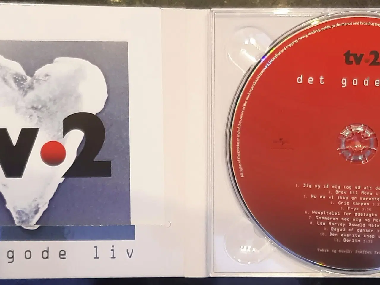 Billede 2 - TV 2 .. det gode live ... med autografer