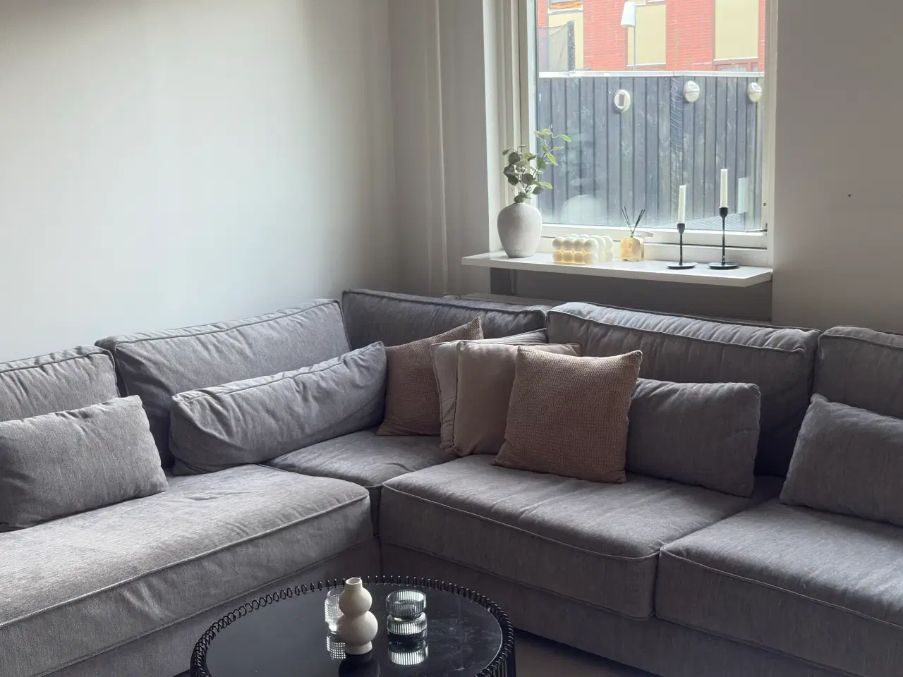 Billede 3 - Sofa i lys grå
