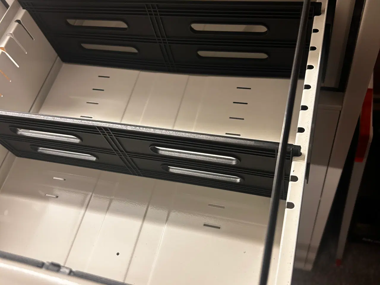 Billede 3 - Brandsikkert arkivskab sælges – aldrig brugt