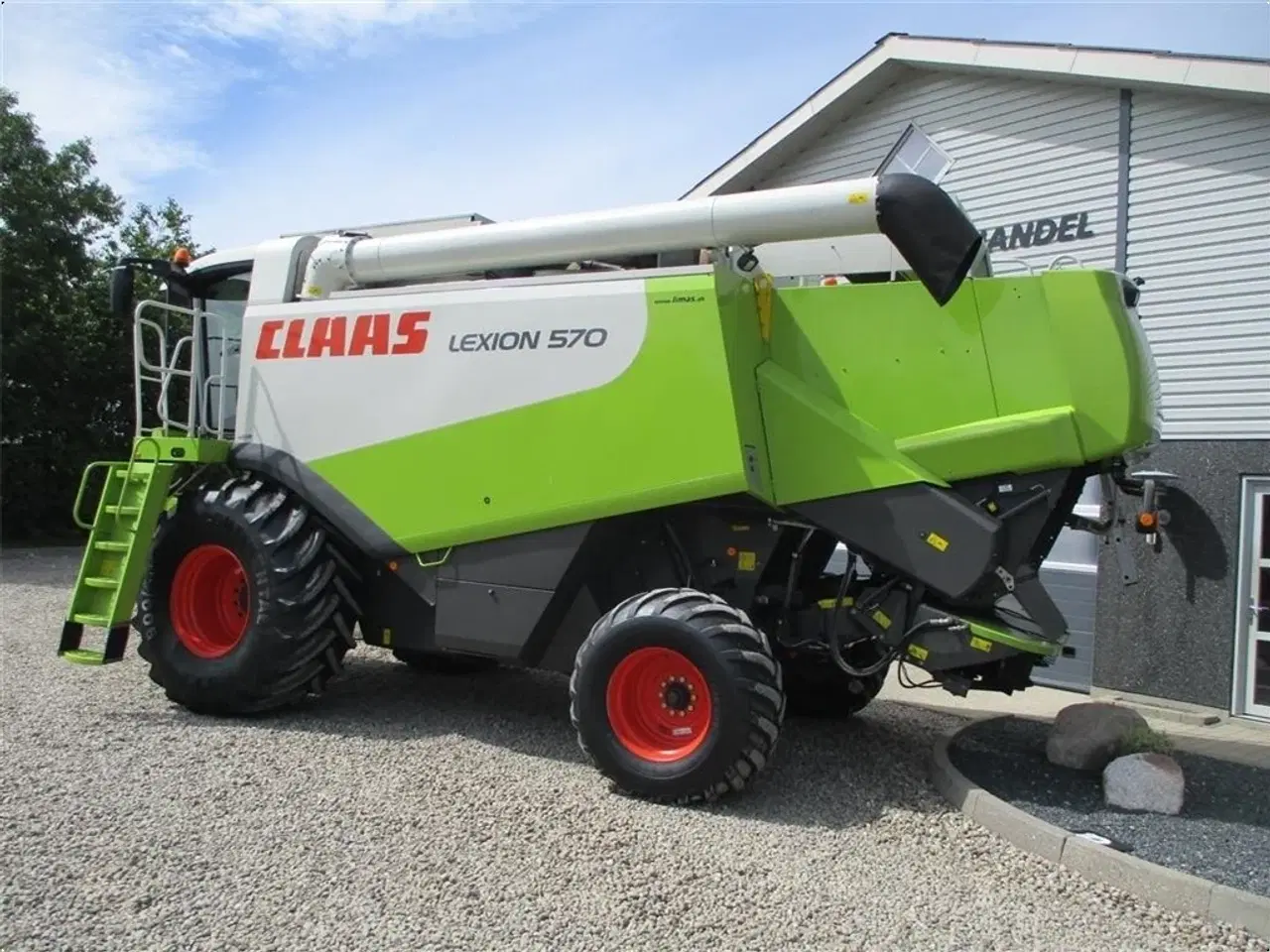 Billede 15 - CLAAS LEXION 570 Klargjort maskine med Vario V900 Skærbord