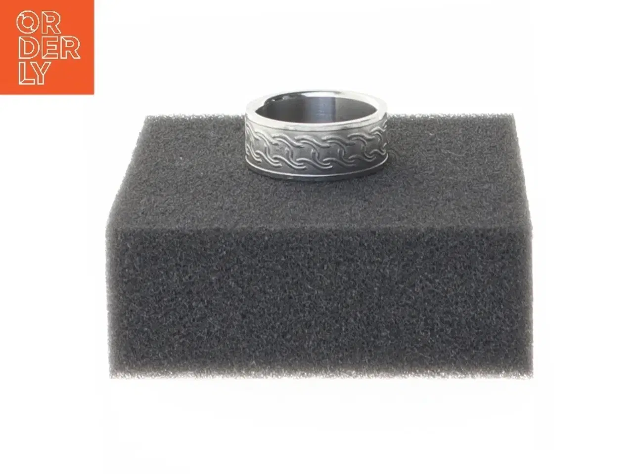 Billede 1 - ring med bølgemønster (str. 64)