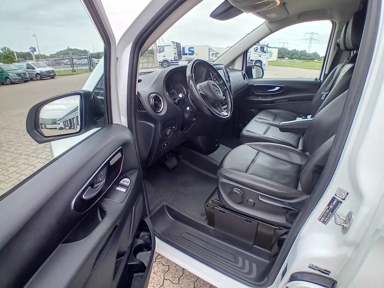 Billede 8 - Mercedes Vito 114 2,0 CDi Kassevogn L