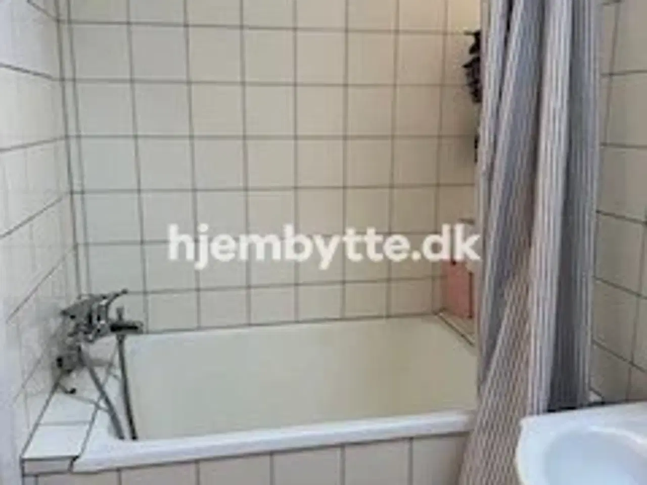 Billede 1 - Hjembytte - GustavWiedsVej