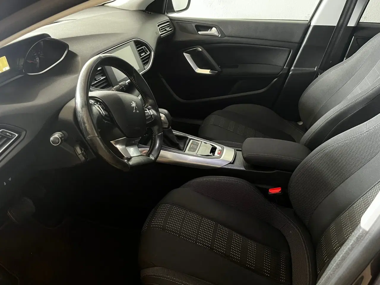 Billede 5 - Peugeot 308 1,6 BlueHDi 120 Style SW EAT6 Van