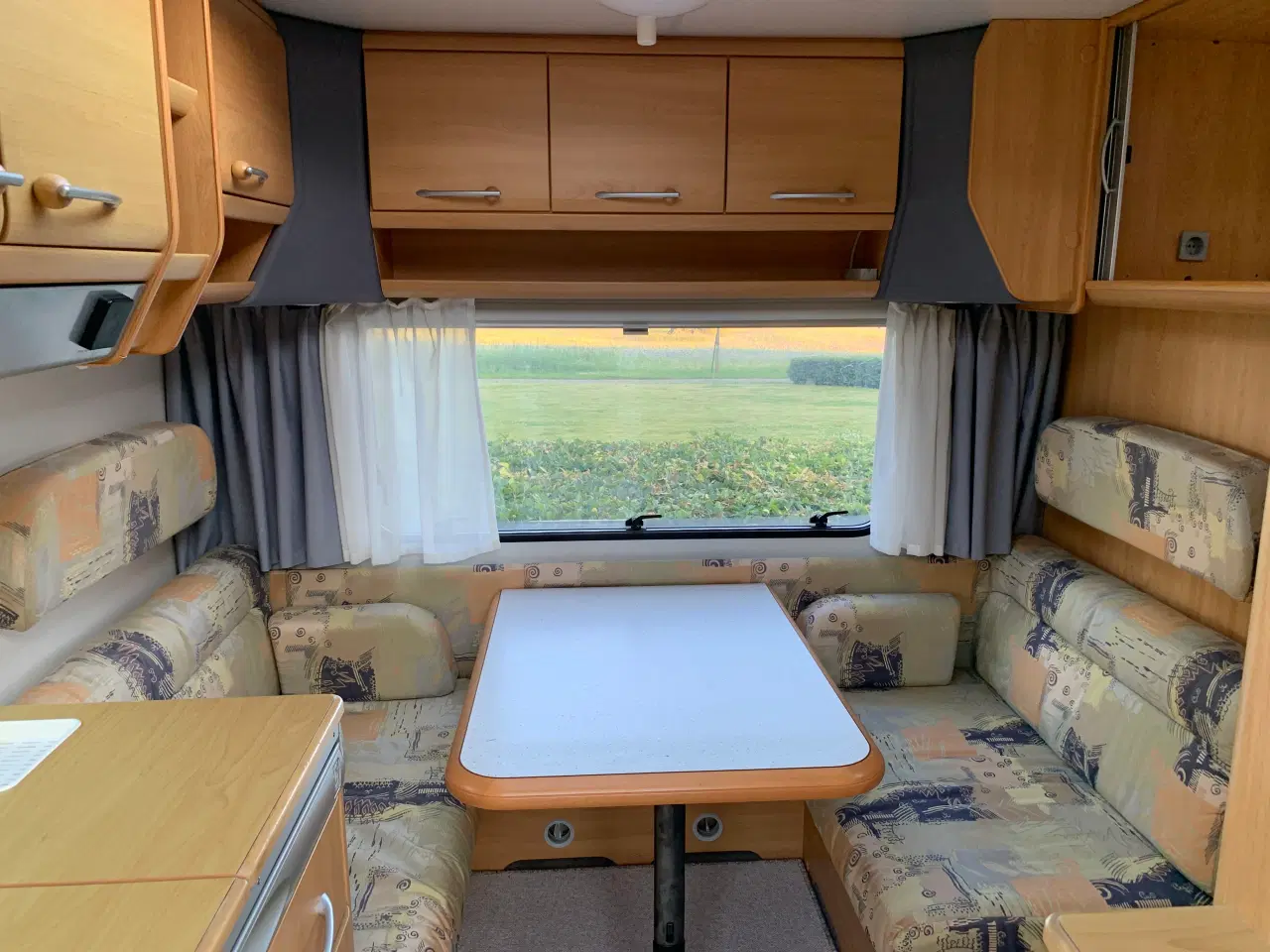 Billede 4 - Lej campingvogn 