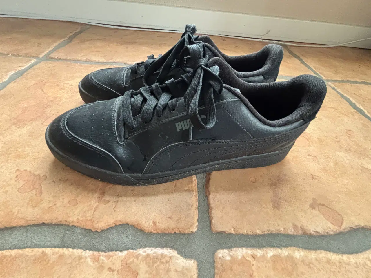 Billede 5 - Puma sneakers str. 44 sort