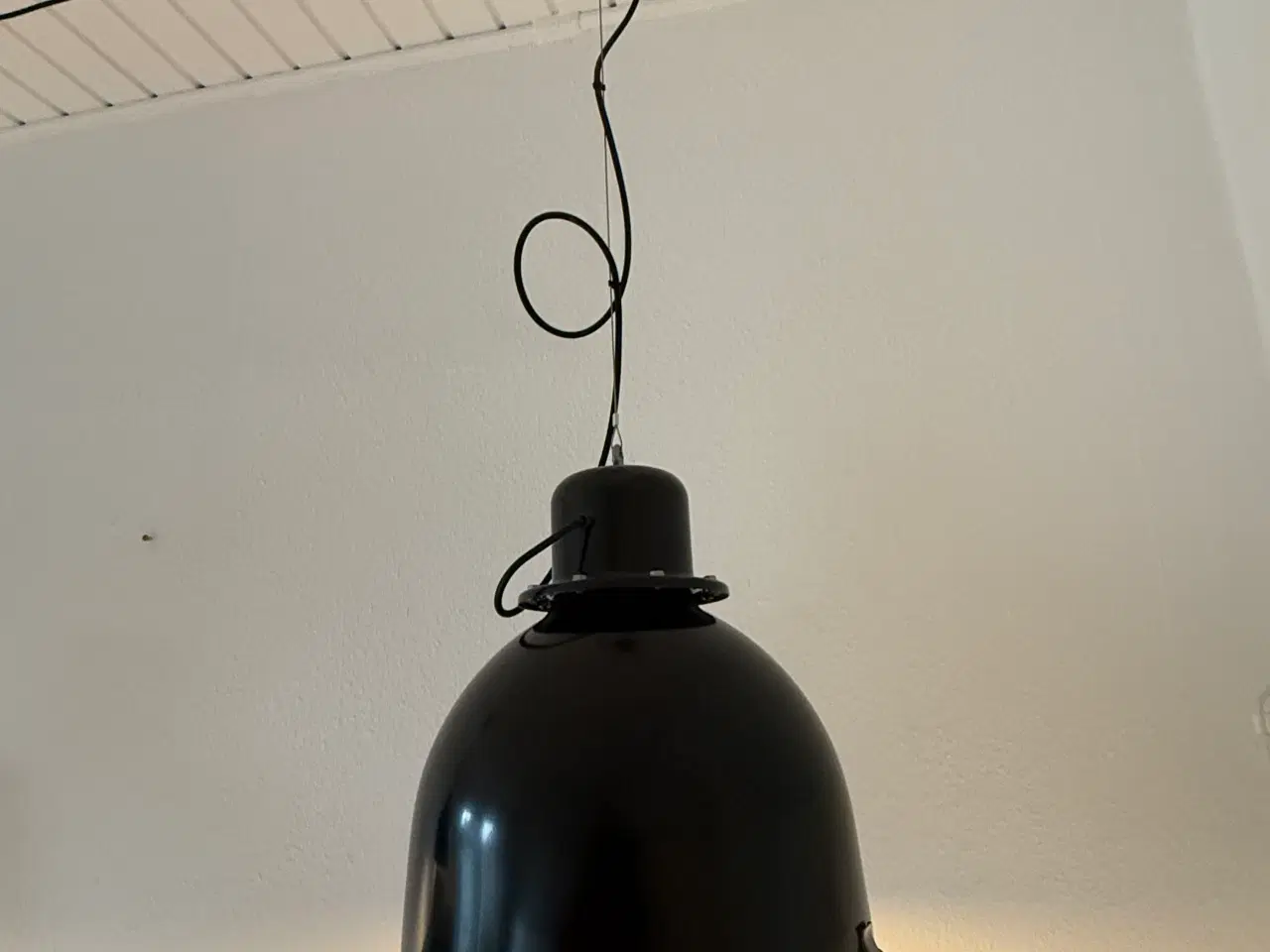 Billede 1 - 3 sorte lamper (IKEA)