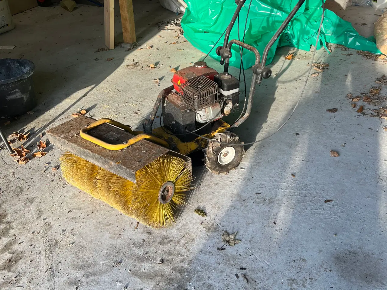 Billede 1 - Fejemaskine