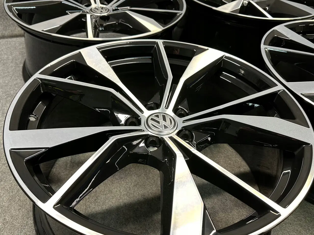 Billede 8 - ALUFÆLGE VW TIGUAN 5N 5NA R-LINE MISANO 20"