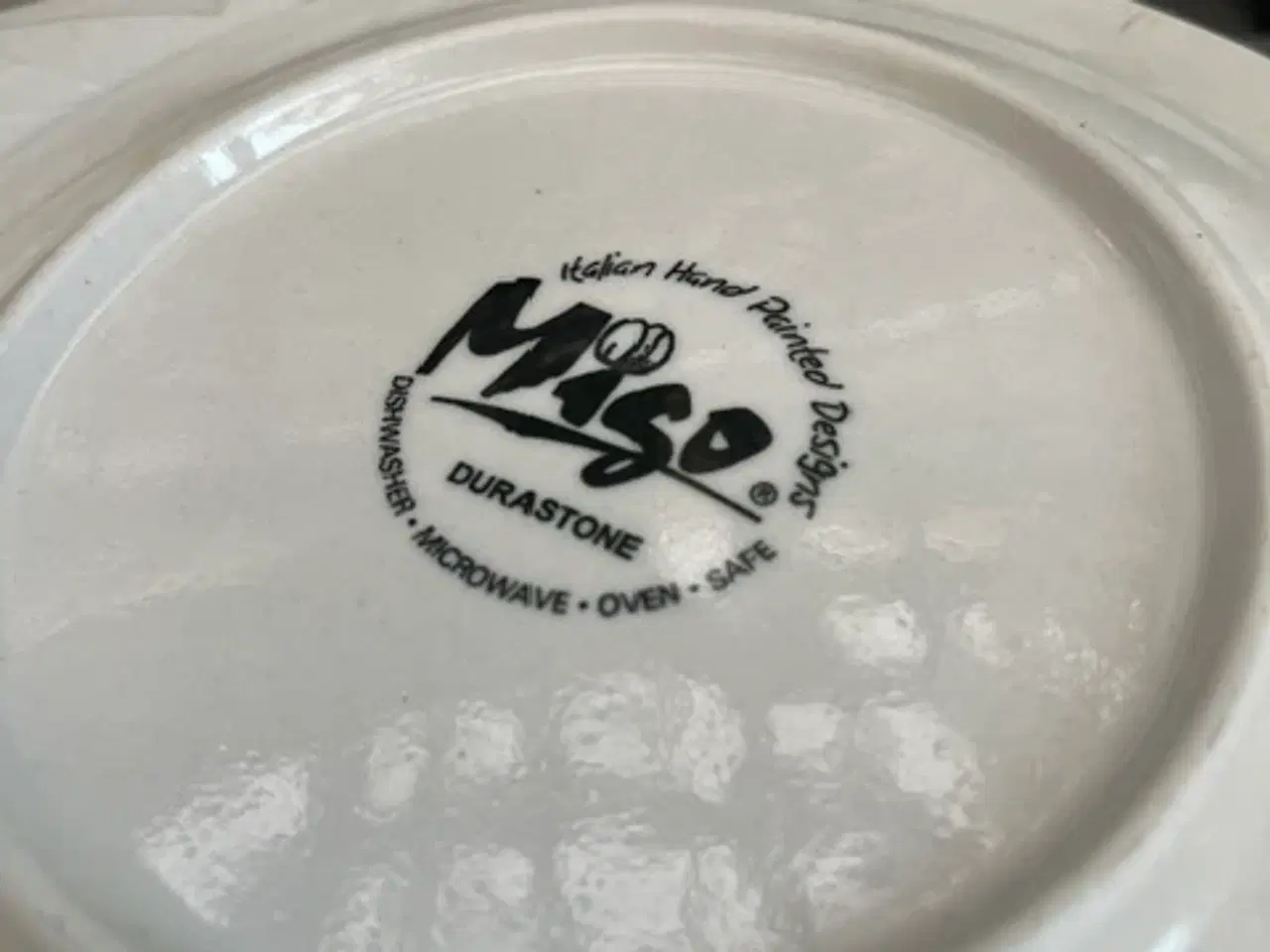 Billede 3 - Smukt MISO Durastone stel med reliefmønster–6 dele