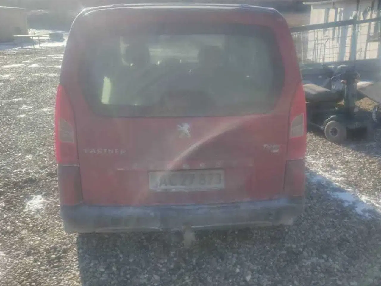 Billede 2 - Peugeot Partner med automatgear og masser syn i nu