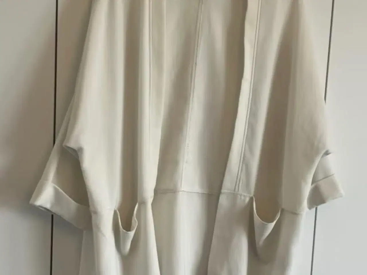 Billede 1 - Hvid oversized cardigan