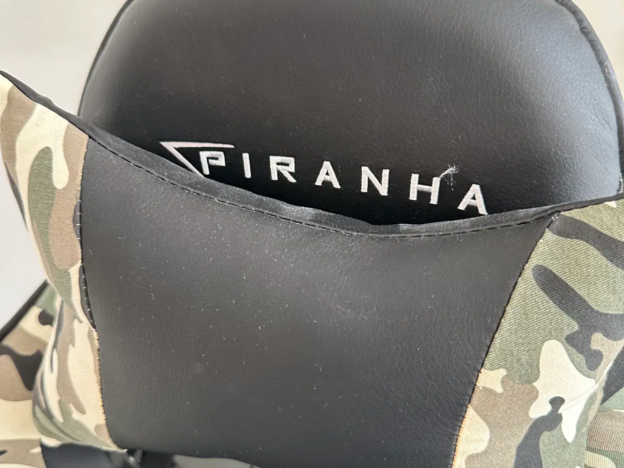 Billede 2 - Fin gamerstol i sort og camouflage fra Piranha sæl
