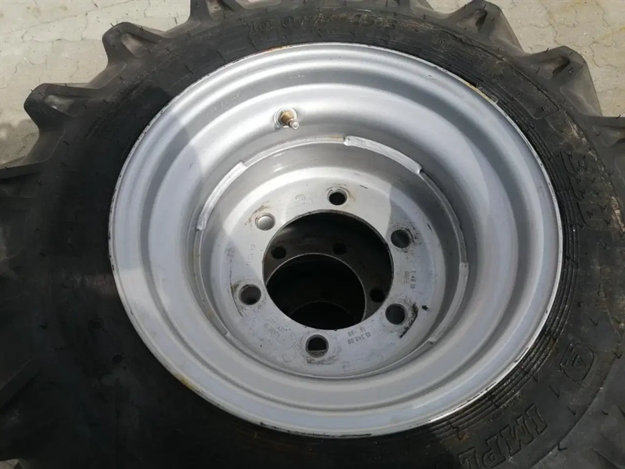 Billede 1 - - - - 10.0/75x15,3 med fælge og 6 hulsnav