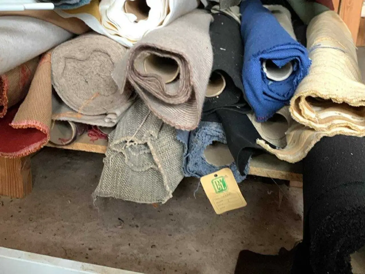 Billede 14 - Stof og møbelpolster materiel  