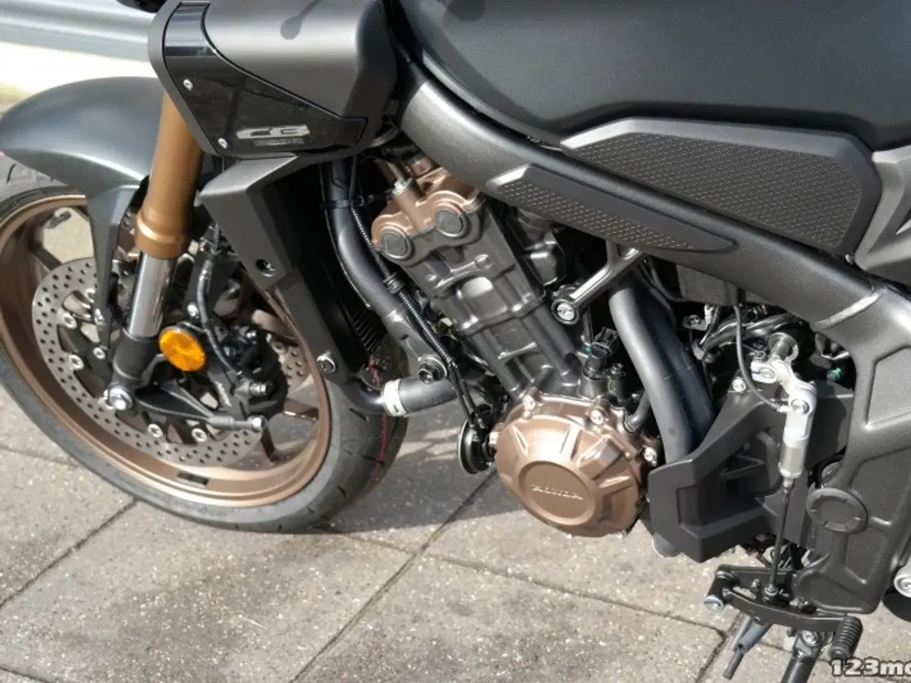 Billede 24 - Honda CB 650 R E-Clutch MC-SYD BYTTER GERNE