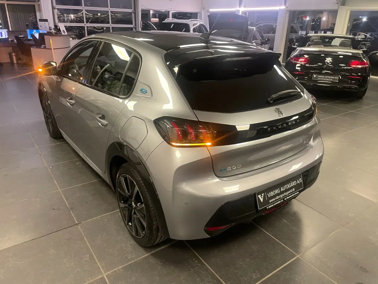 Billede 3 - Peugeot e-208 50 GT Sky